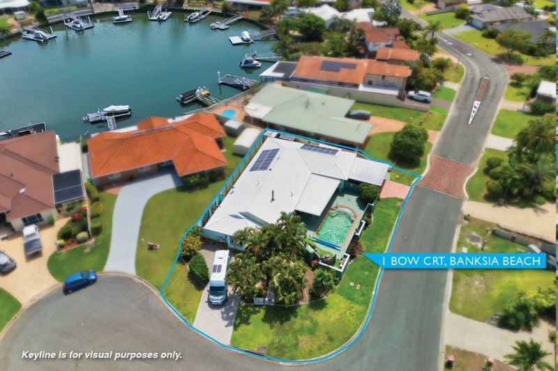 1 BOW CT, BANKSIA BEACH, QLD 4507