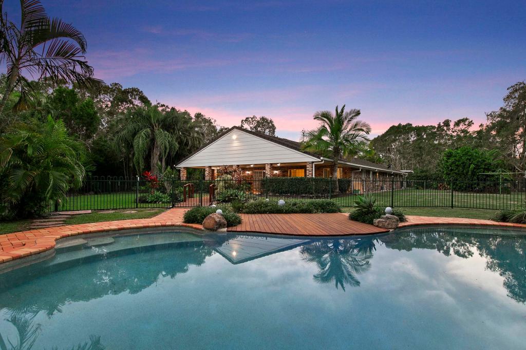 7 Mexican Ct, Urangan, QLD 4655