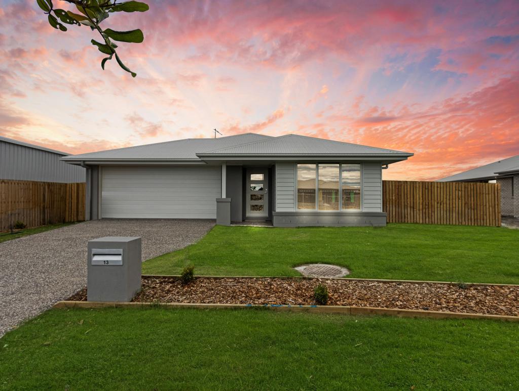 13 North Lakes Cct, Burrum Heads, QLD 4659