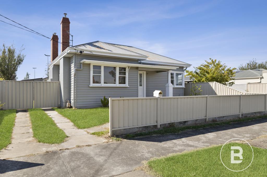 255 Albert St, Sebastopol, VIC 3356