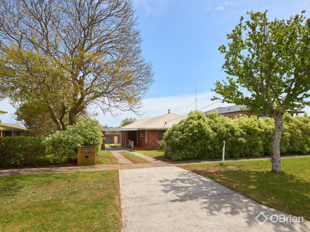 21 Moe St, Drouin, VIC 3818