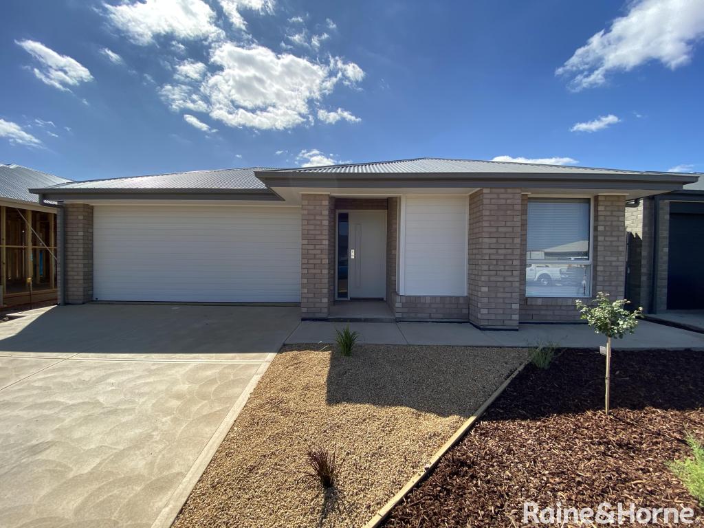 12 Geoff Rd, Munno Para West, SA 5115