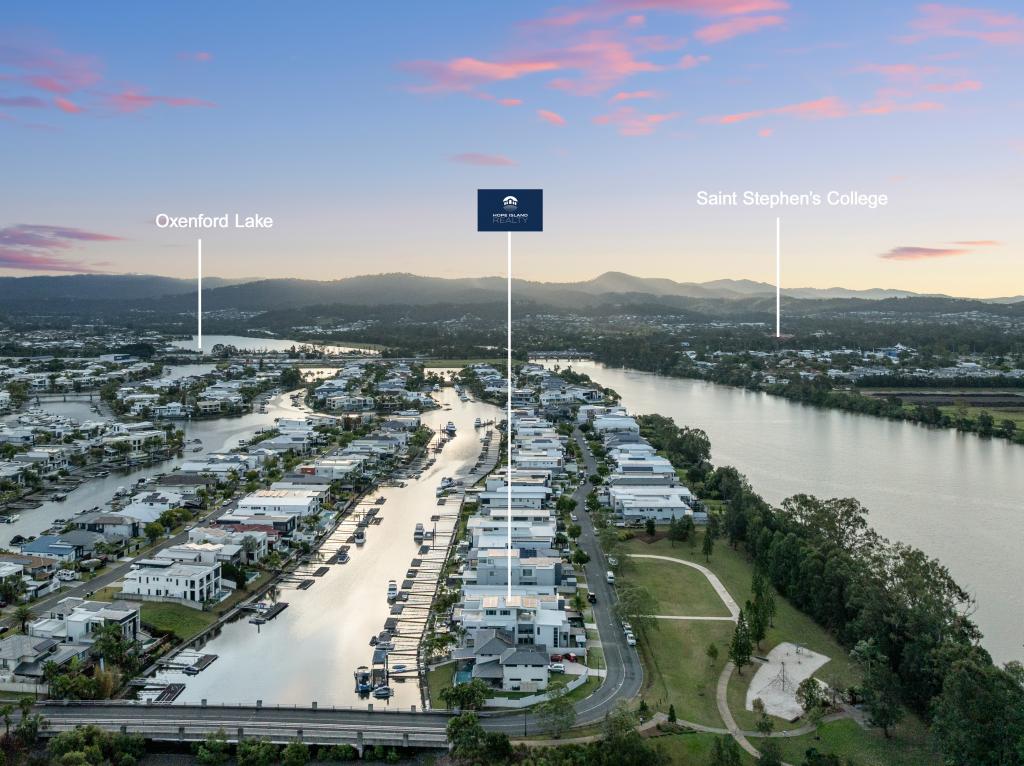 62 River Links Bvd E, Helensvale, QLD 4212