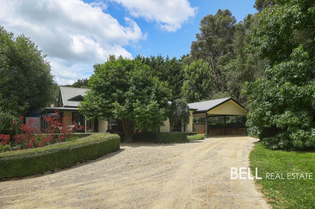 23 View Hill Rd, Cockatoo, VIC 3781