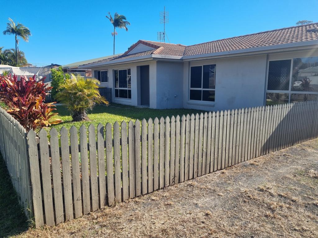 7 Howlett St, Urangan, QLD 4655