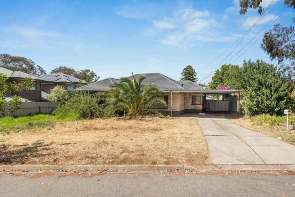 15 Brigalow Ave, Modbury, SA 5092