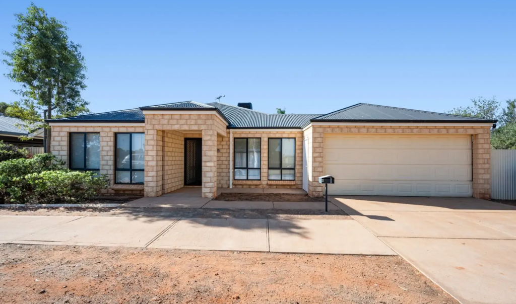 6 Marshall St, West Lamington, WA 6430