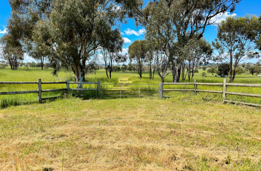 13524 New England Hwy, Nemingha, NSW 2340