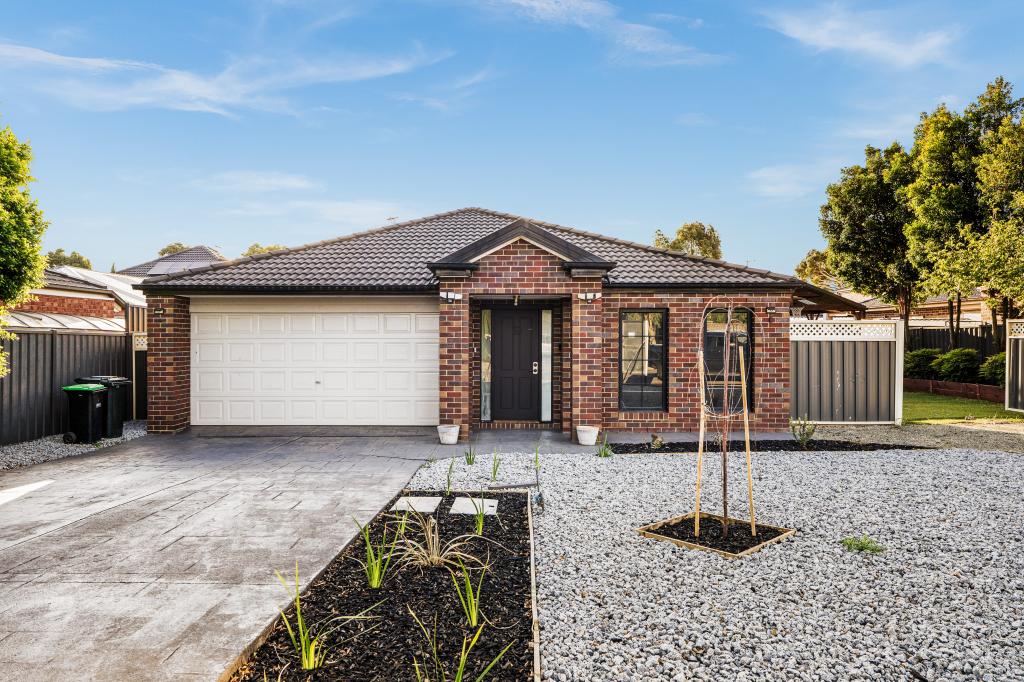 10 Lancely Grn, Caroline Springs, VIC 3023