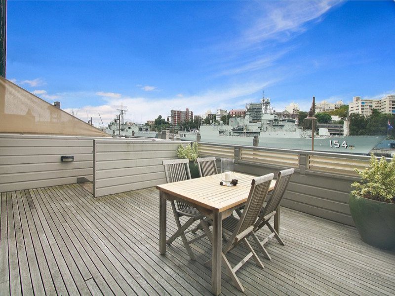 136/6 COWPER WHARF RD, WOOLLOOMOOLOO, NSW 2011