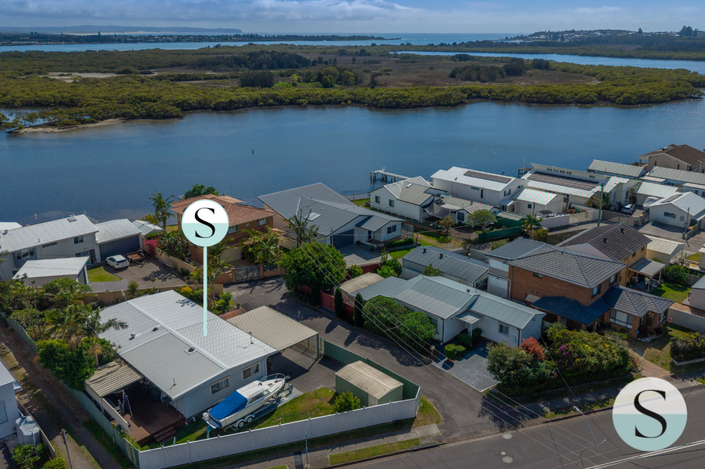 1/2 ALEXANDER PL, SWANSEA, NSW 2281