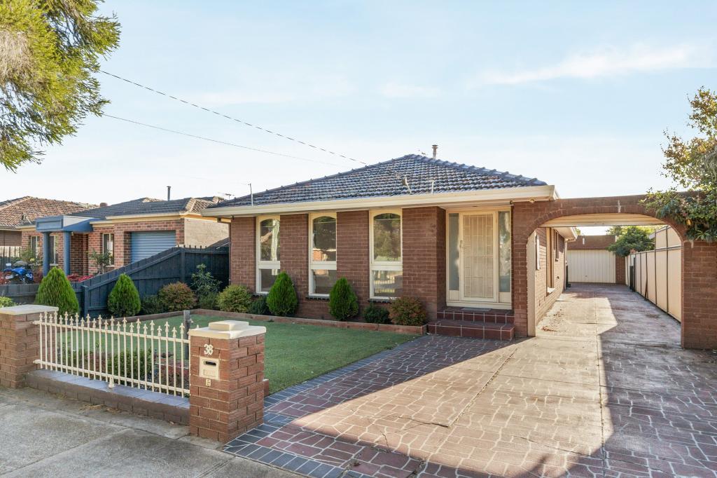 38 Powlett St, Altona Meadows, VIC 3028