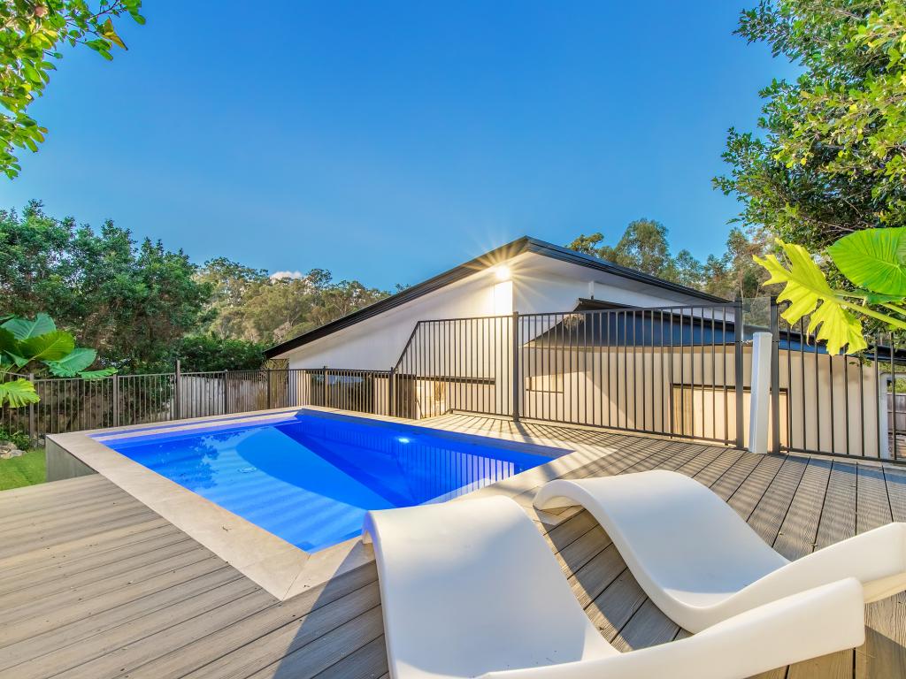 11 Green Ct, Reedy Creek, QLD 4227