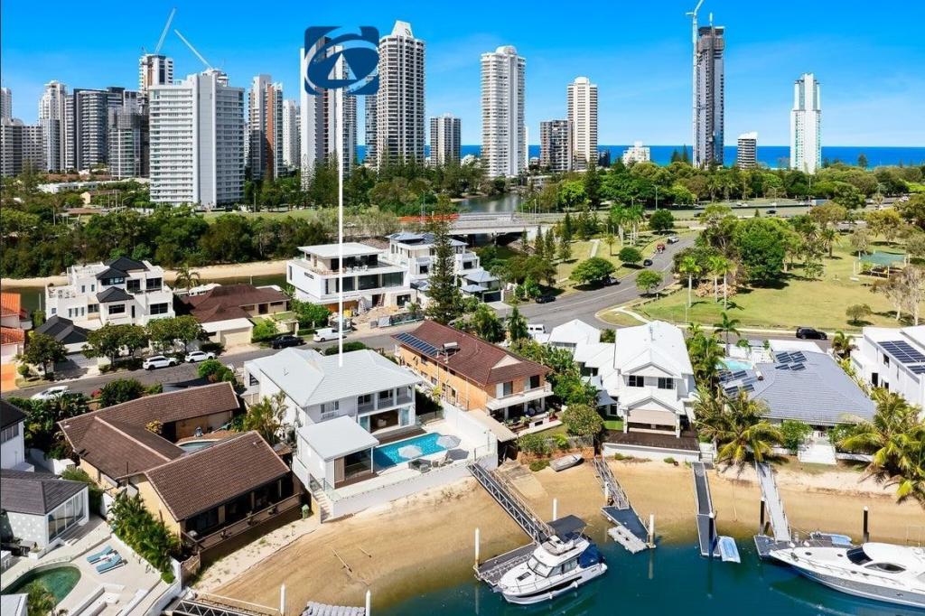 50 Commodore Dr, Surfers Paradise, QLD 4217