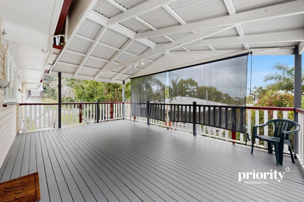 42 Castling St, Stafford, QLD 4053