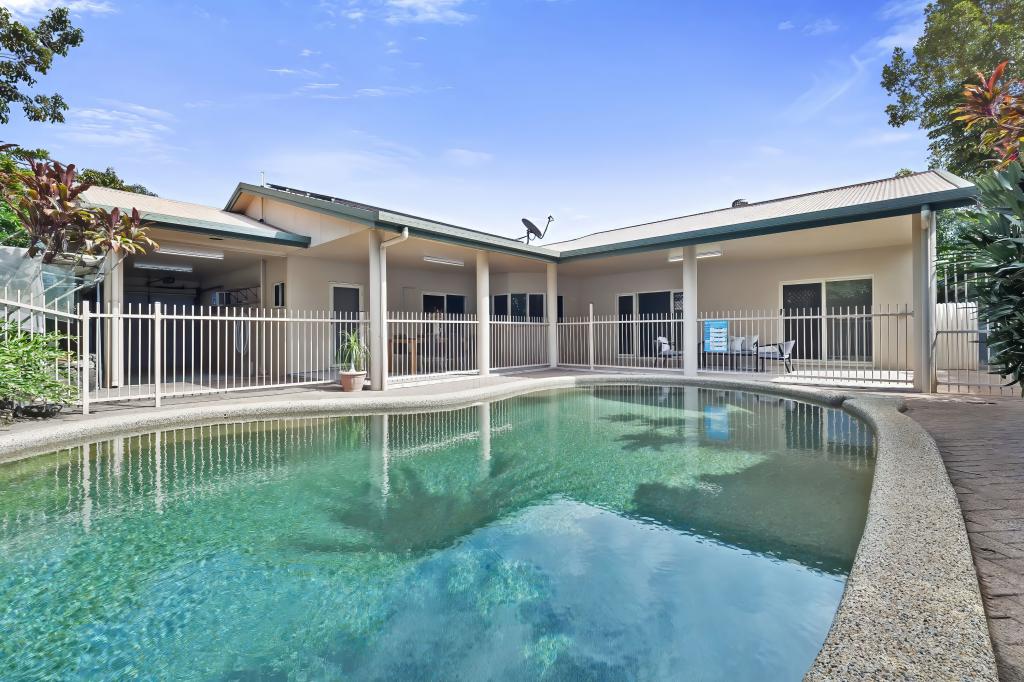 18 Saint Albans Cl, Brinsmead, QLD 4870