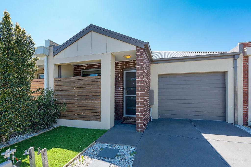 27 Furlong St, Craigieburn, VIC 3064