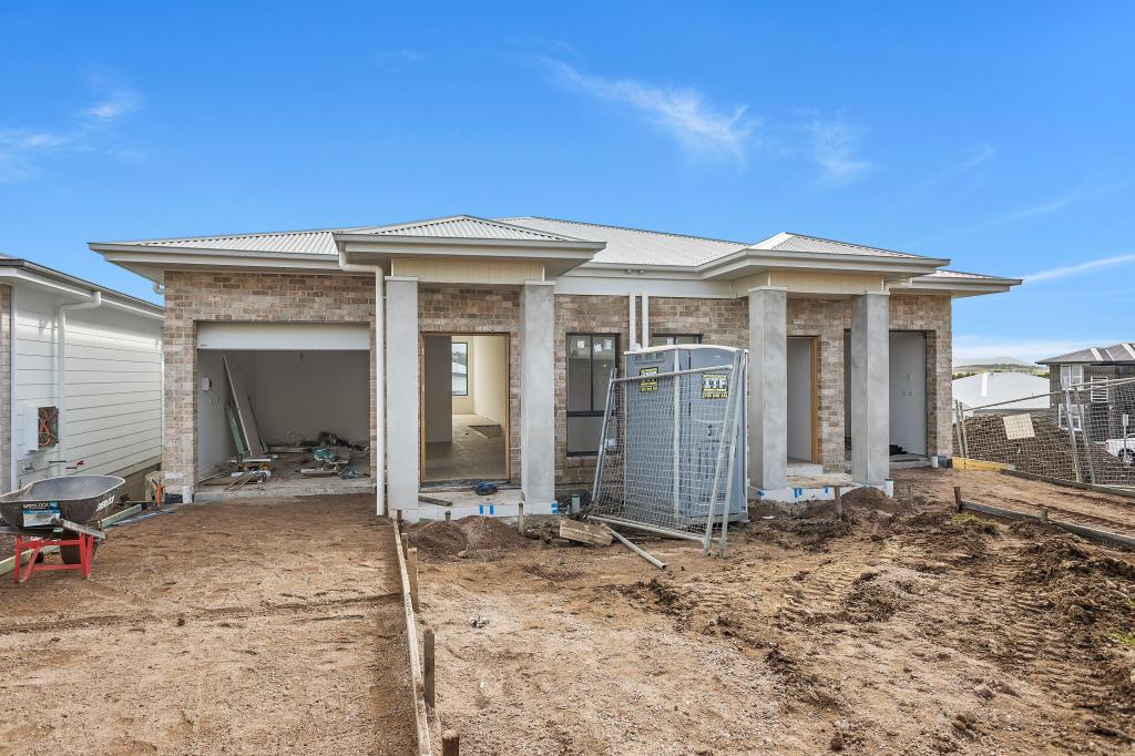 18 &18a Jersey Ave, Tullimbar, NSW 2527