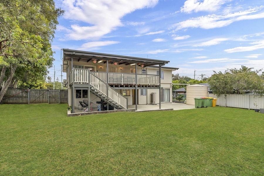 4 Owen St, Raceview, QLD 4305