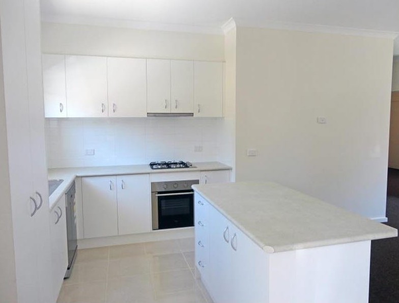 2/62 Tarneit Rd, Werribee, VIC 3030