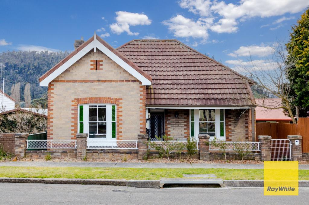 2 Read Ave, Lithgow, NSW 2790