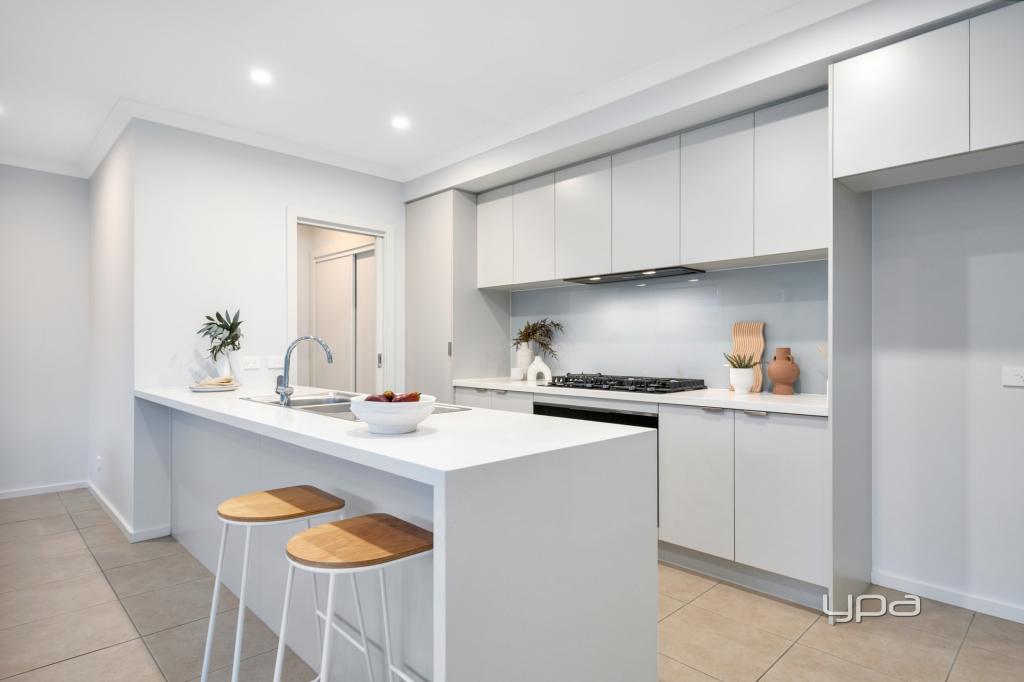 11 Zoe St, Rockbank, VIC 3335
