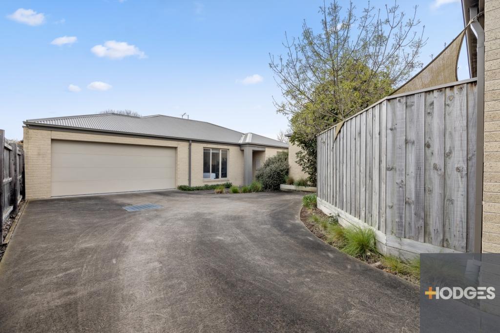 2/76 First Ave, Rosebud, VIC 3939