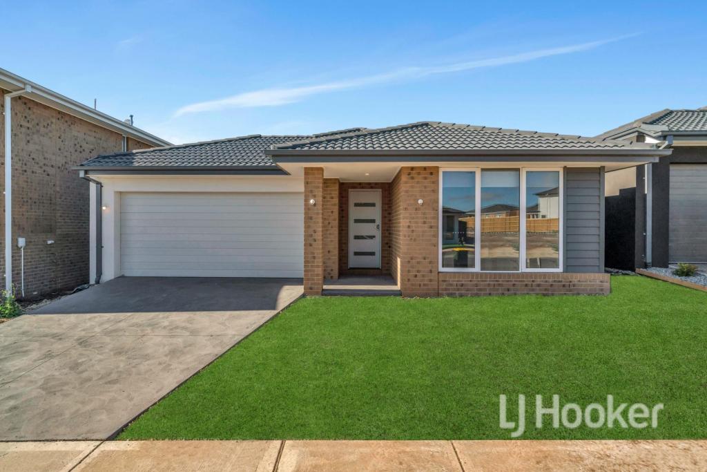31 Leger St, Manor Lakes, VIC 3024