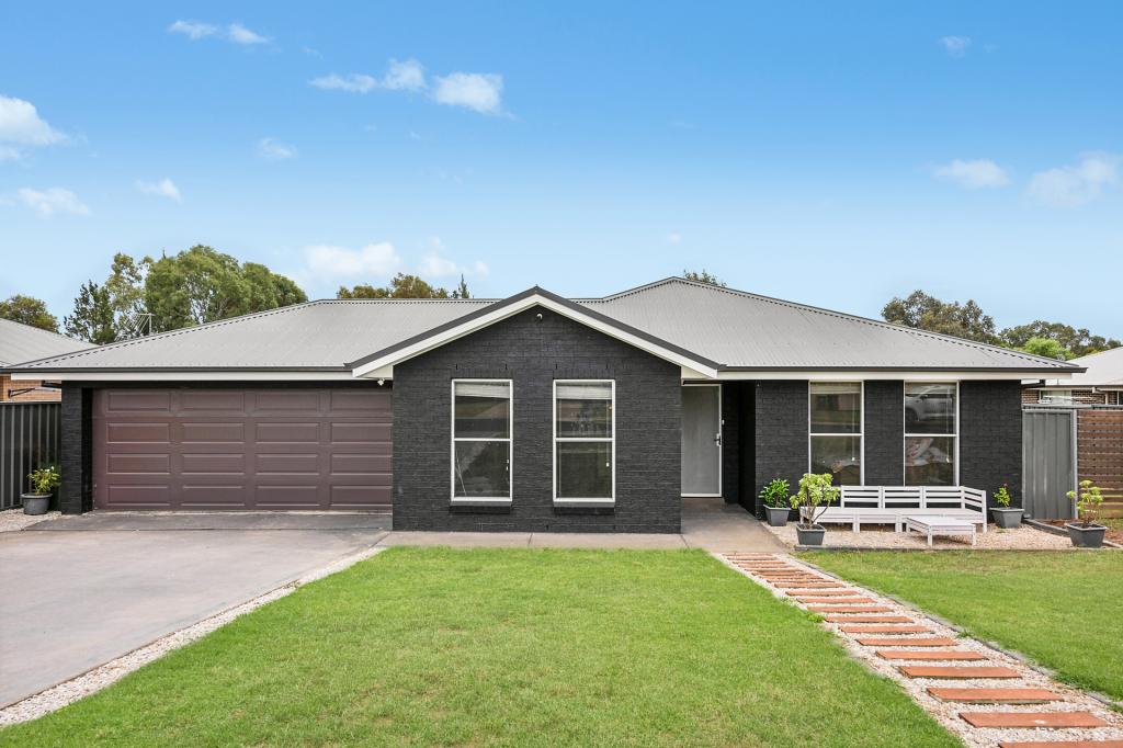 8 WINTER ST, MUDGEE, NSW 2850