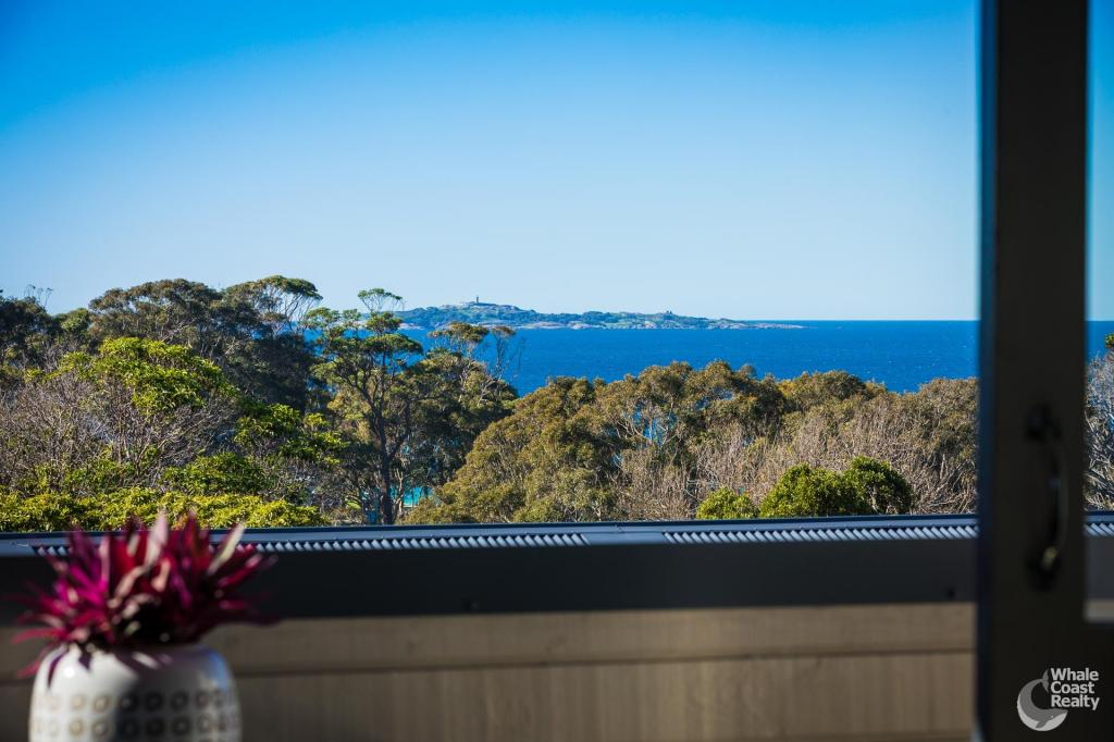 42/147 PRINCES HWY, NAROOMA, NSW 2546