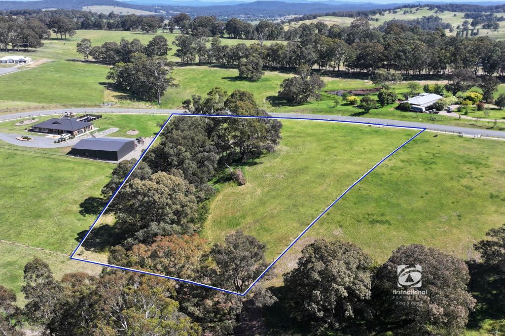 27 Wombat Cl, Nicholson, VIC 3882