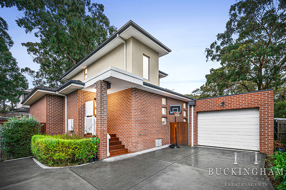 111 St Helena Rd, Greensborough, VIC 3088