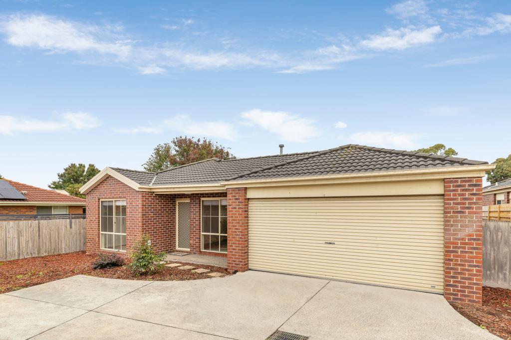 2/49 DARTMOOR DR, CRANBOURNE EAST, VIC 3977