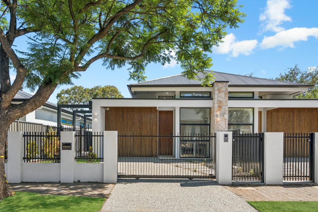 17a Ashbourne Ave, Kingswood, SA 5062