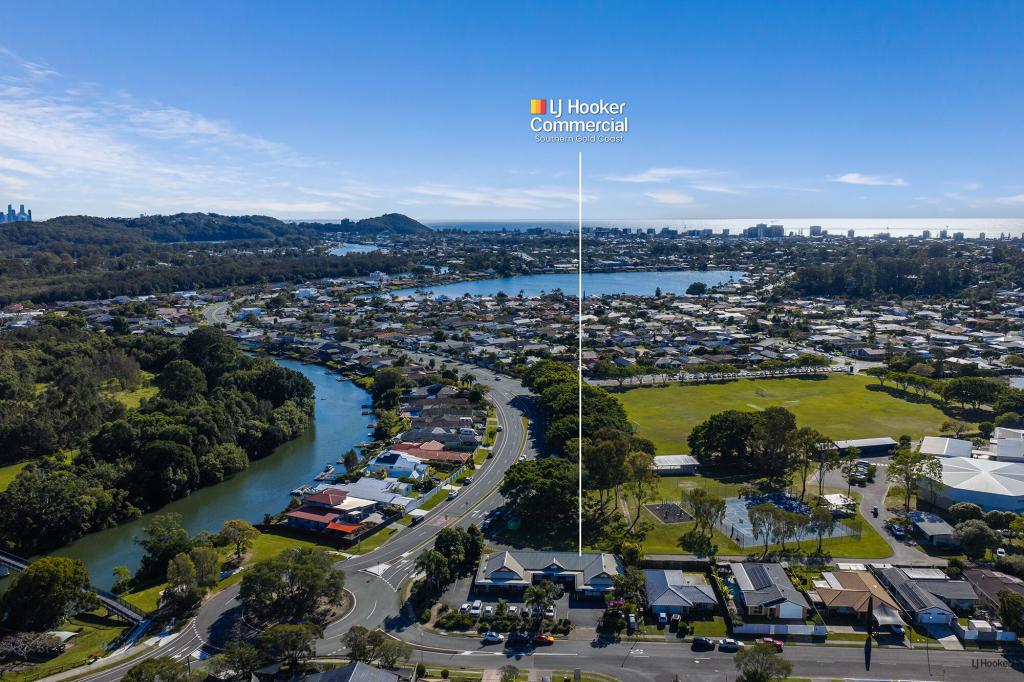 4/2 Saffron St, Elanora, QLD 4221