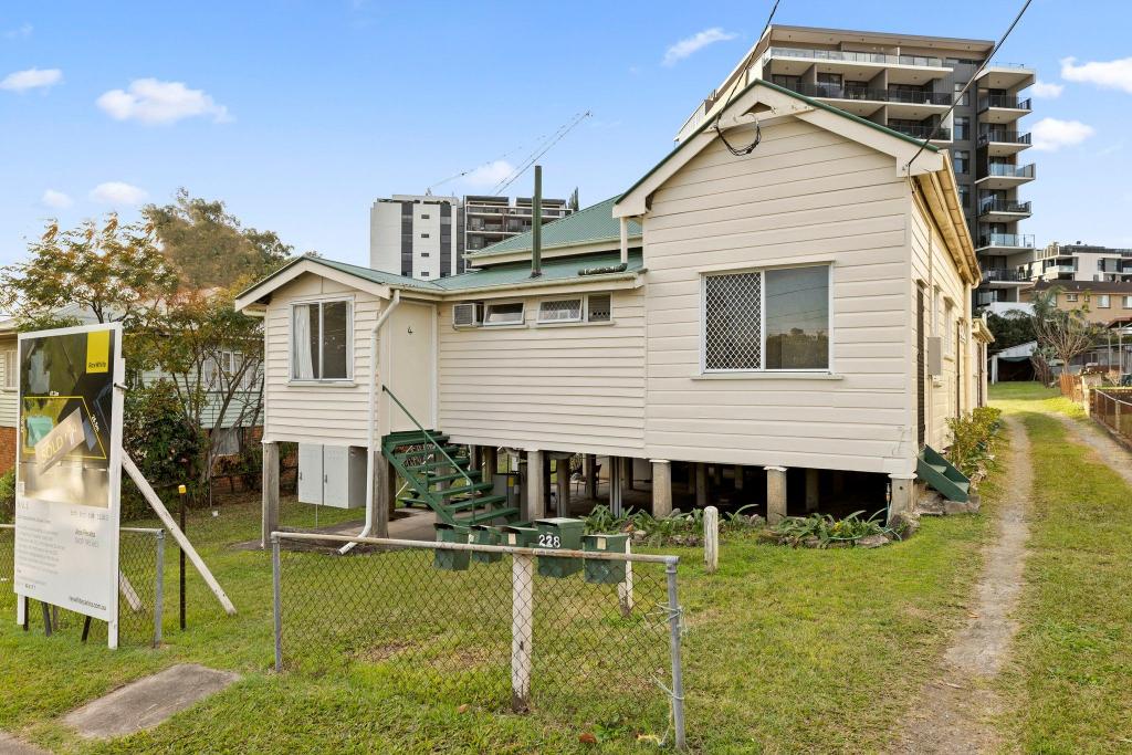 2/228 Cornwall St, Stones Corner, QLD 4120