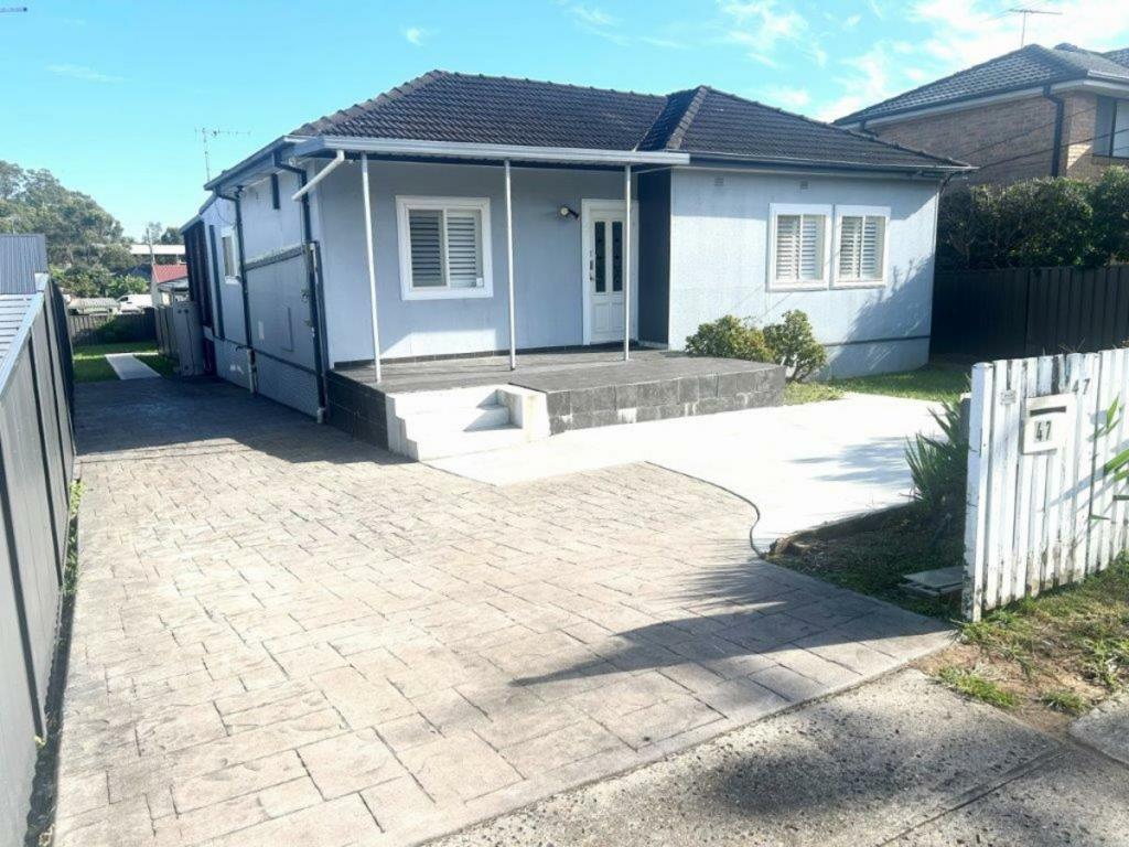 47 Ashcroft Ave, Casula, NSW 2170