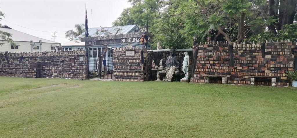 53 Banana St, Granville, QLD 4650