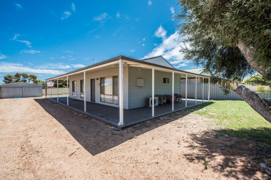 14 North Shore Dr, Dongara, WA 6525