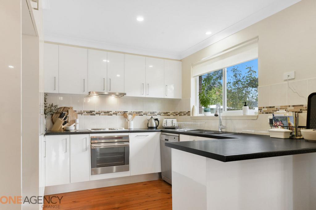 27 Matthews Ave, Orange, NSW 2800