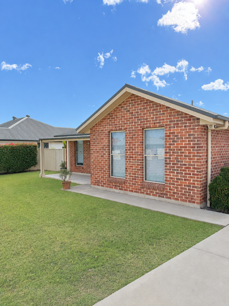 1/31-33 Glenelg St, Raymond Terrace, NSW 2324