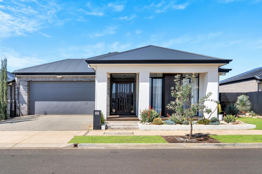 24 Elkhorn Cres, Andrews Farm, SA 5114