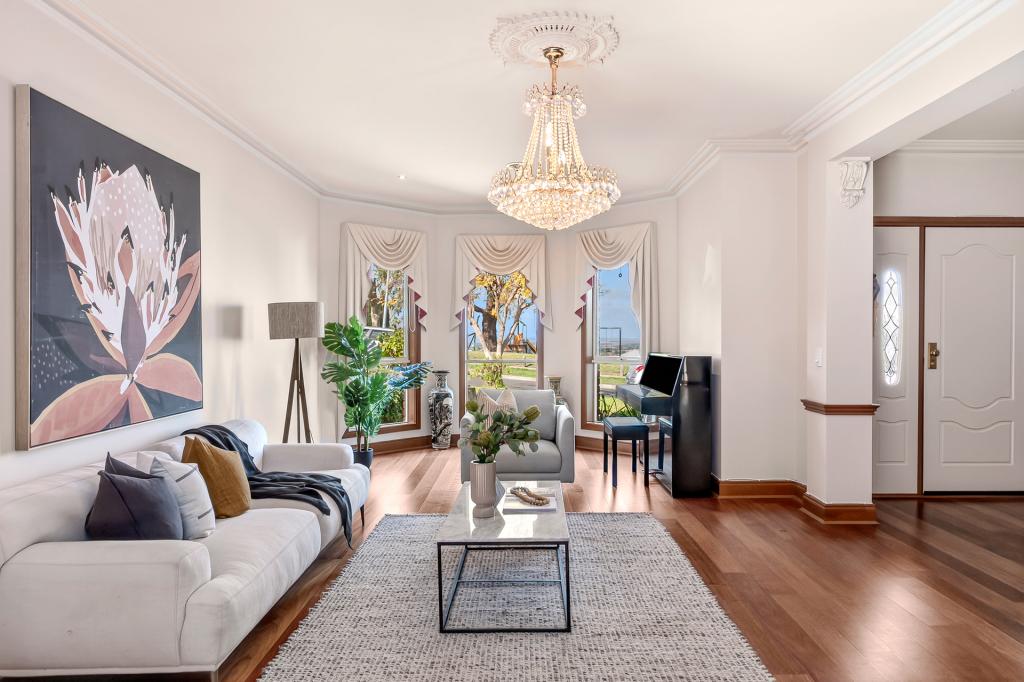 24 Kyeema Ave, Highton, VIC 3216