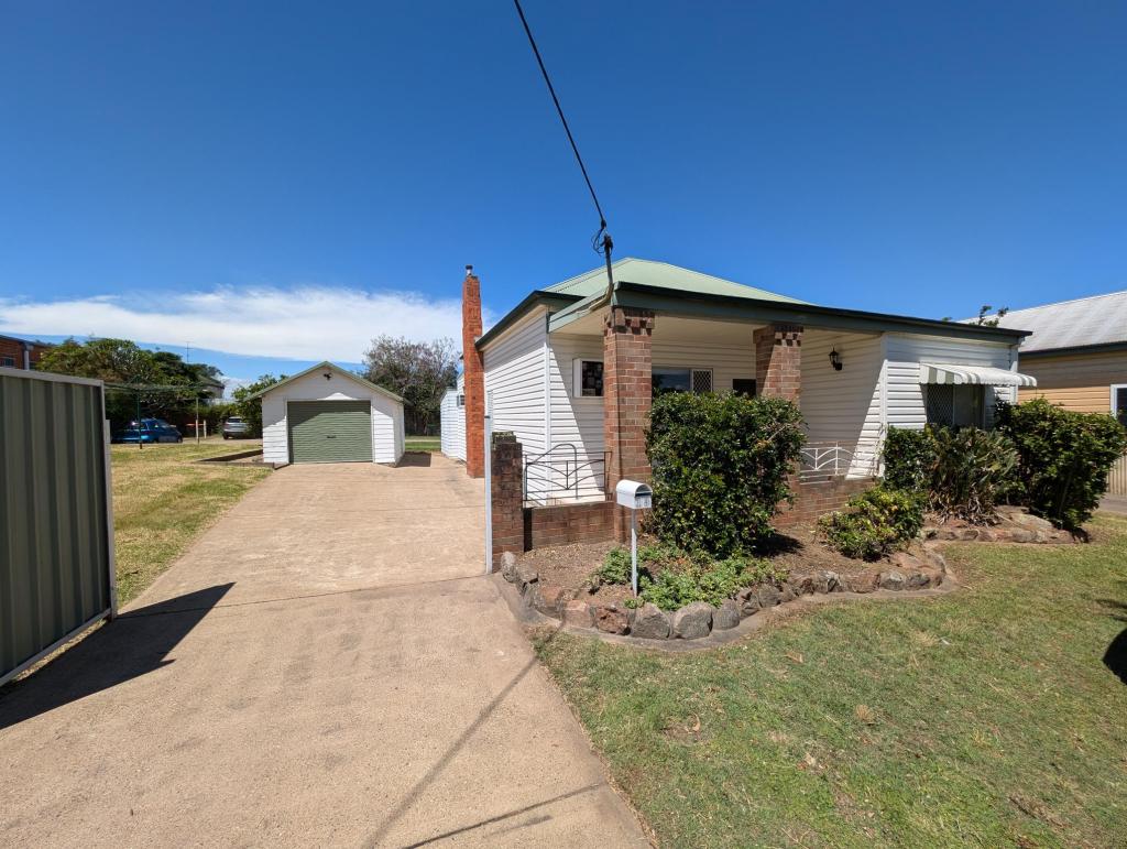 13 Hampden St, Kurri Kurri, NSW 2327