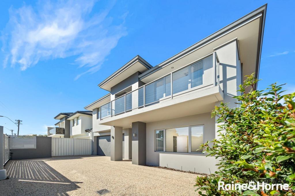 112 FLINDERS ST, YOKINE, WA 6060