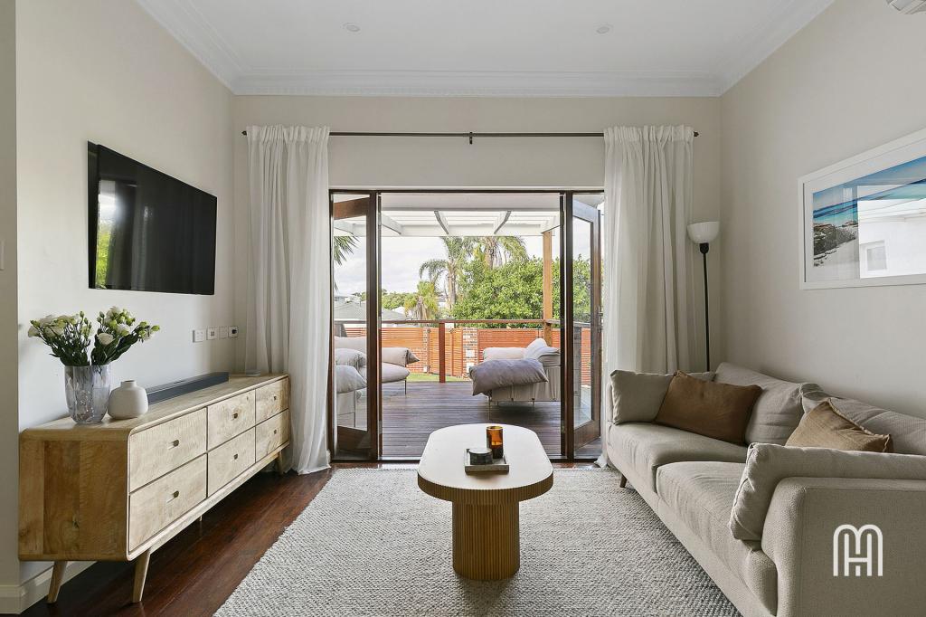 239 Huntriss Rd, Doubleview, WA 6018