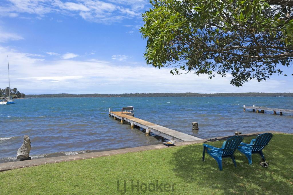 37 Waterside Ave, Sunshine, NSW 2264