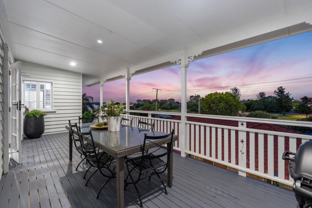 21 Parkview Ave, Wynnum, QLD 4178