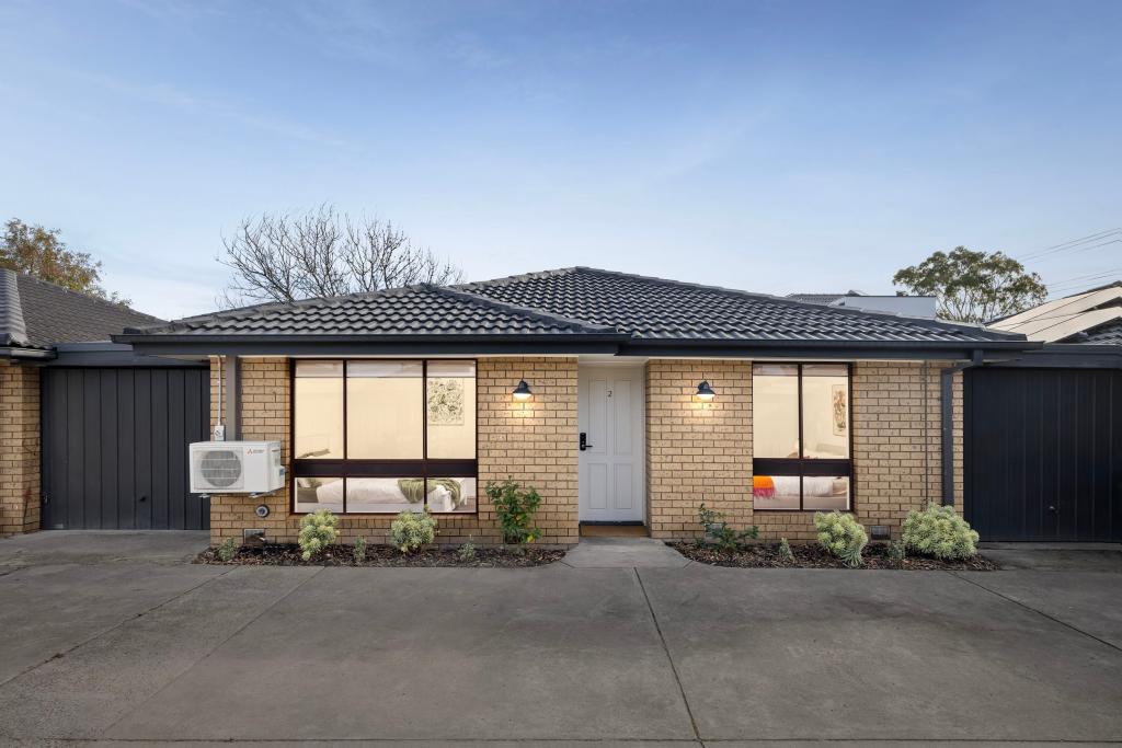 2/128 Suffolk Rd, Sunshine North, VIC 3020