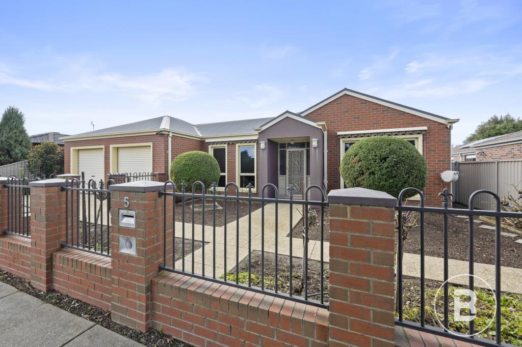 5 Deakin Dr, Delacombe, VIC 3356